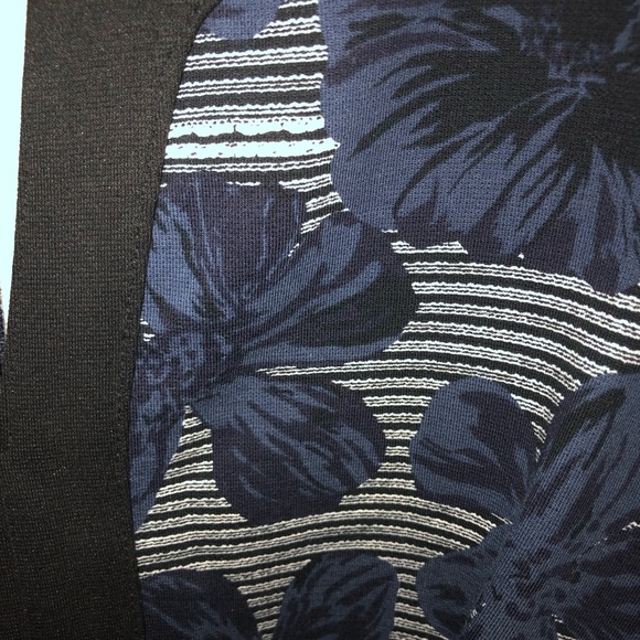 Floral Dress Ann Taylor. - Picture 1 of 3